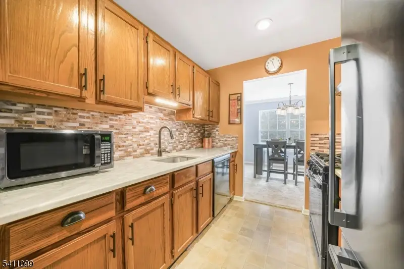 4-2 Vernon Ct #4-2, Waldwick, NJ 07463 - #3