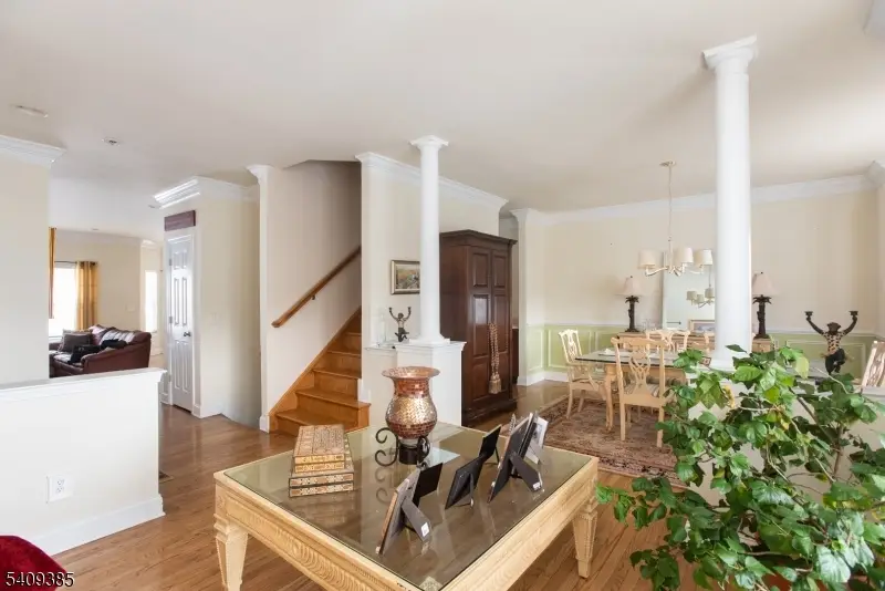 112 Wallace Ct, Dunellen, NJ 08812 - #3