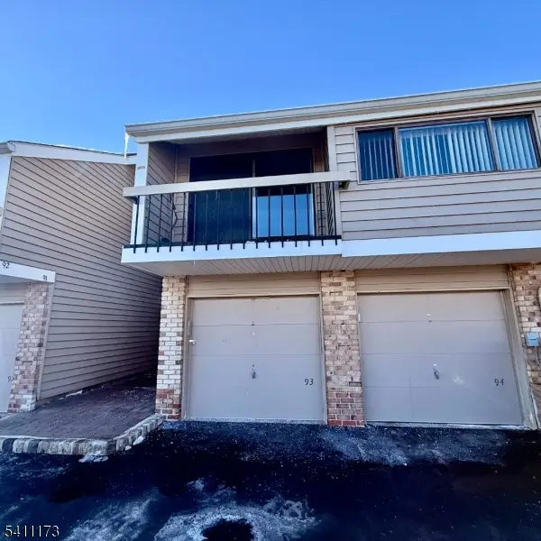 93 Overlook Dr, Union, NJ 08809 - #1