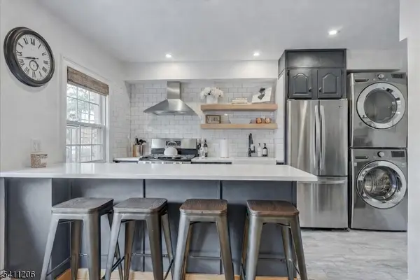 40 Wedgewood Drive #115, Verona Twp., NJ 07044