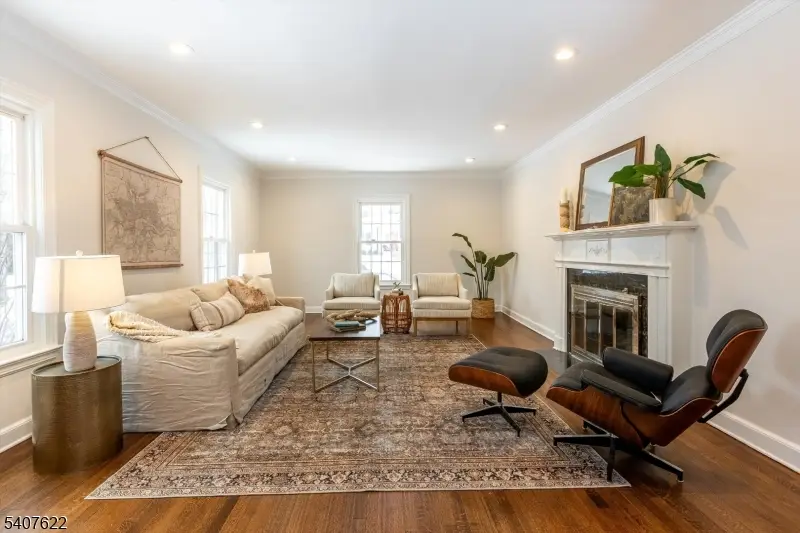 2 Hemlock Ct, Maplewood, NJ 07040 - #3