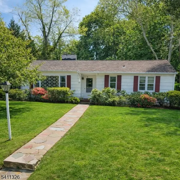 18 White Birch Ter, Caldwell Boro Twp., NJ 07006