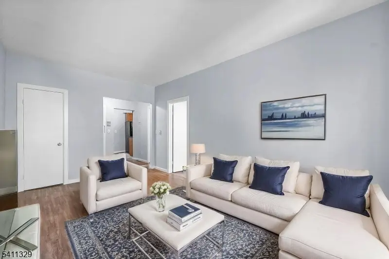 250 Clendenny Ave #4, Jersey City, NJ 07304 - #3