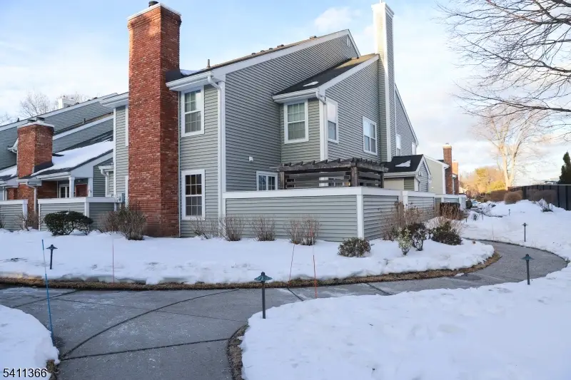 332 Greenbriar Unit 8 #8, Union, NJ 07083 - #1