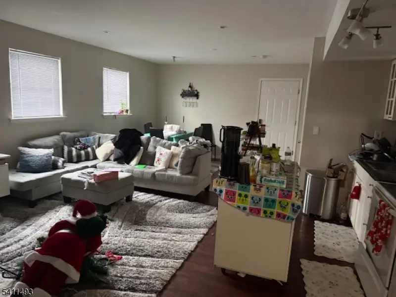 949 Olive St, Elizabeth, NJ 07201 - #3