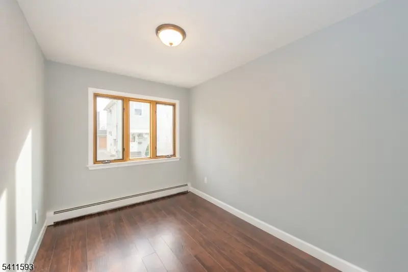 46 Center St, Clifton, NJ 07011 - #3