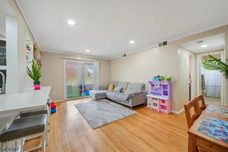 1300 Rock Ave Apt F1, North Plainfield, NJ 07060 - #3