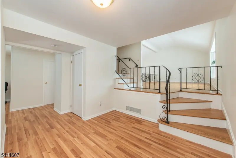 19 Trouville Dr, Troy Hills, NJ 07054 - #2