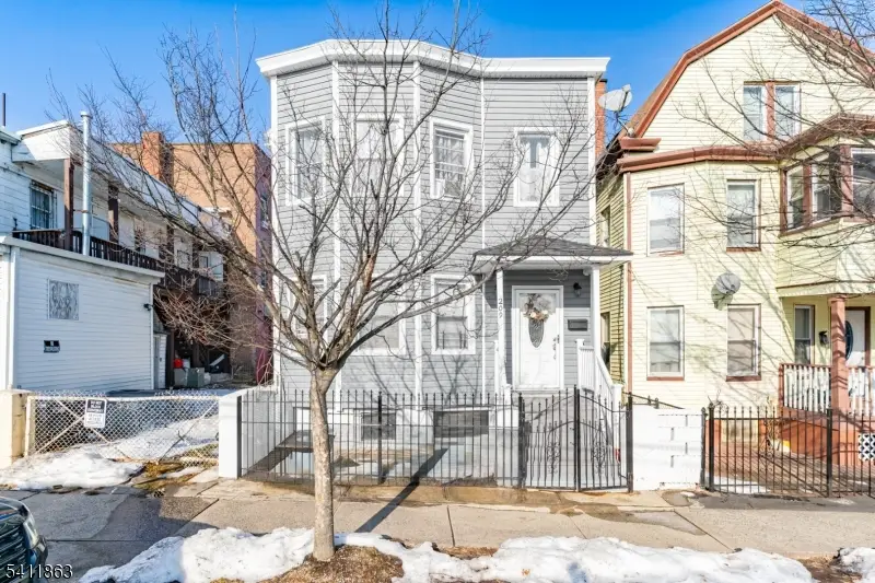 209 Taylor St, Orange, NJ 07050 - #1
