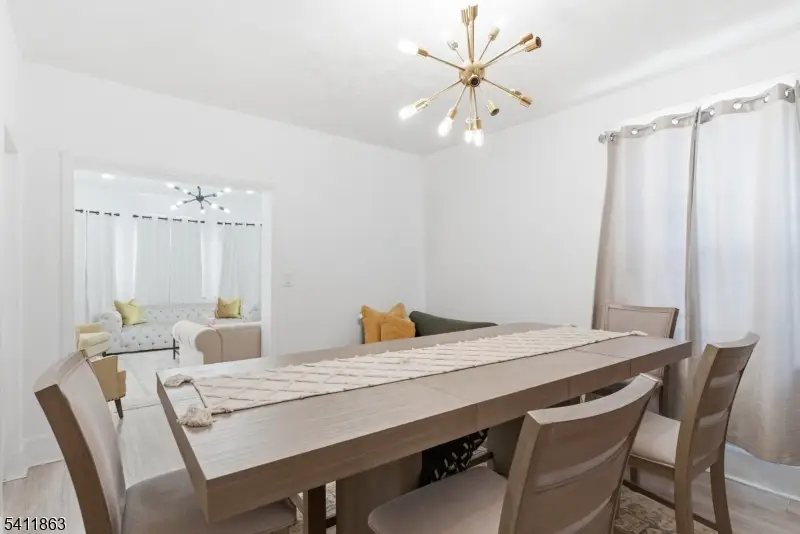 209 Taylor St, Orange, NJ 07050 - #3