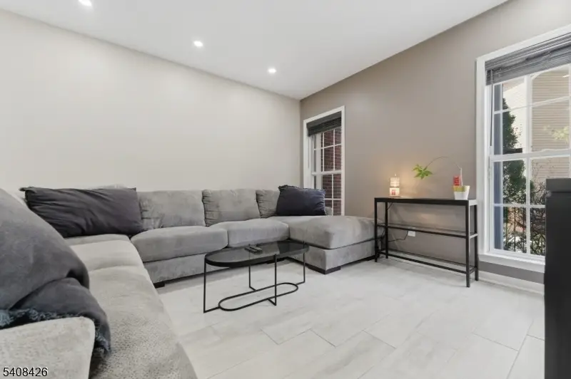 2108 Schindler Ln, Preakness, NJ 07470 - #3