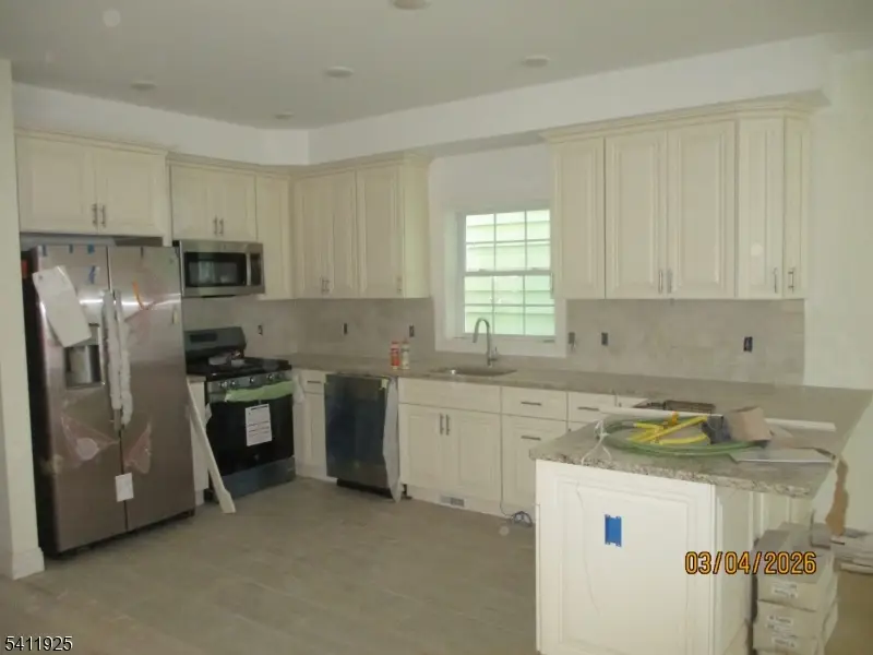 68 Lindsley Ave, Newark, NJ 07106 - #3