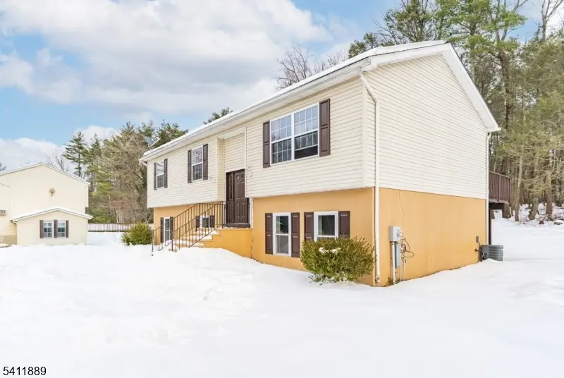 417 Deer Field Ln, Montague, NJ 07827 - #3