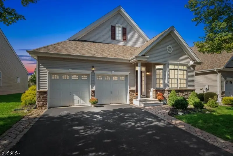 15 Republic Row, Franklin, NJ 08873 - #1