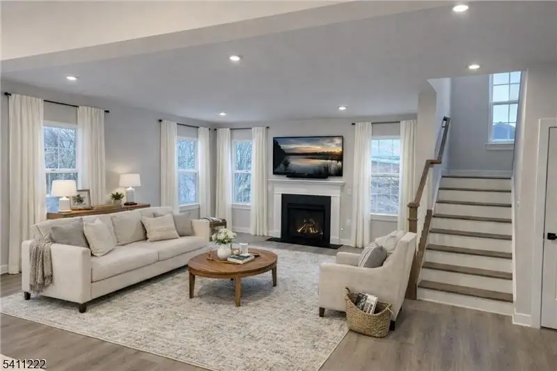 16 Glacier Way, Union, NJ 08867 - #2