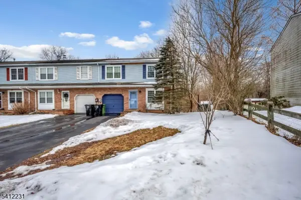 80 Lenape Trl, Washington Boro, NJ 07882