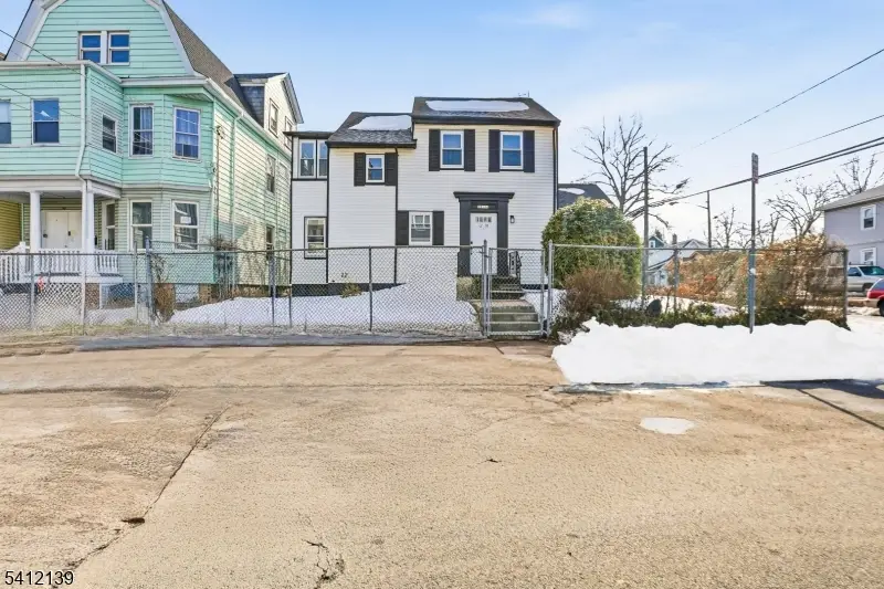 72 Lindsley Ave, Newark, NJ 07106 - #1