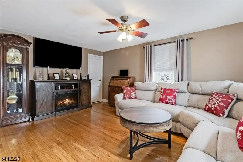 564 Spruce Ave, Garwood, NJ 07027 - #3