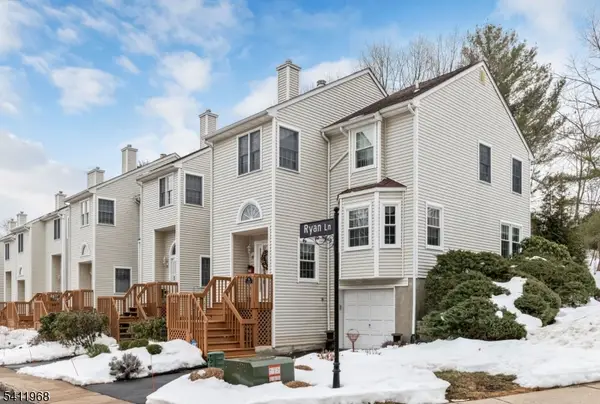 76 Ryan Ln, Lincoln Park Boro, NJ 07035