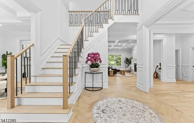 13 Penwood Rd, Livingston, NJ 07039 - #2