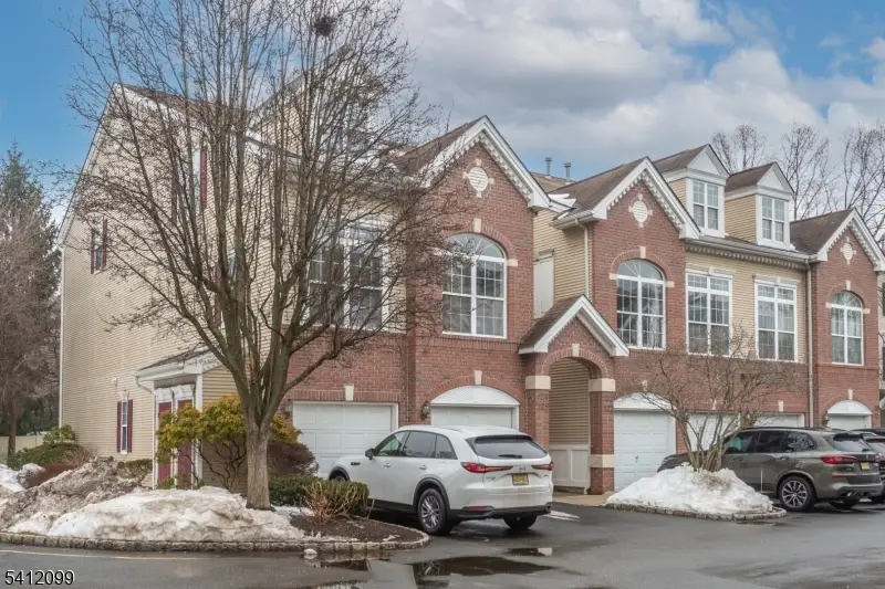 122 Riverwalk Way, Clifton, NJ 07014 - #2