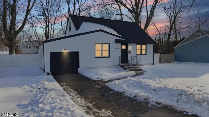 5 Lois Ave, East Brunswick, NJ 08816 - #1