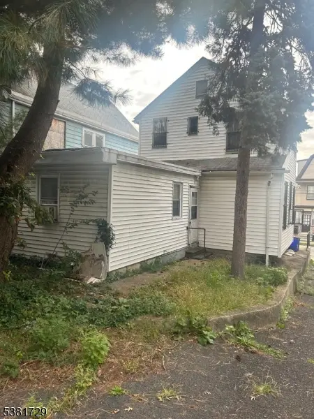 35 Durand Pl, Irvington, NJ 07111 - #2