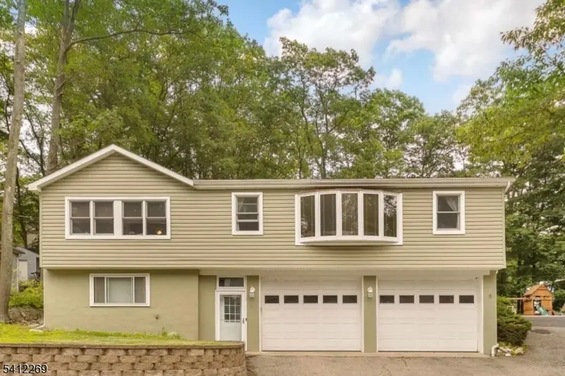 335 Elmira Trl, Hopatcong, NJ 07843 - #1