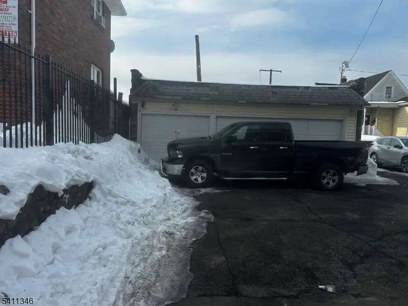 174 E 16th St, Paterson, NJ 07524 - #3