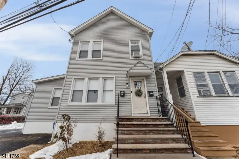 291 E 12th Ave, Roselle, NJ 07203 - #2