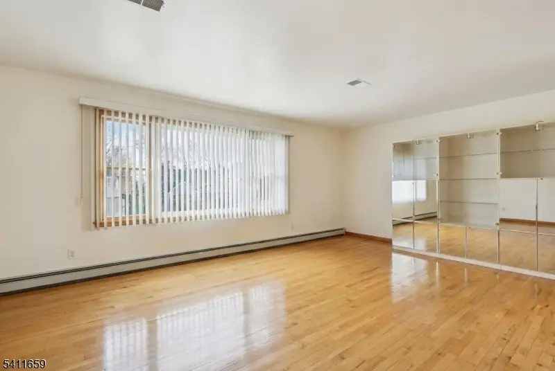 44 Joseph St, Clark, NJ 07066 - #3