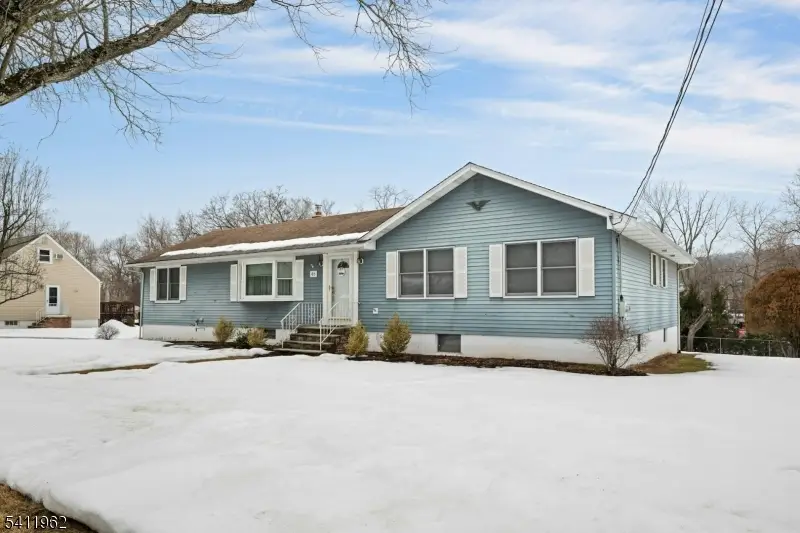 48 Deerfield Rd, Wayne, NJ 07470 - #1