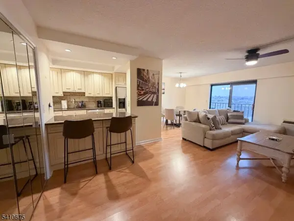 10 N Wood Ave #717, Linden City, NJ 07036