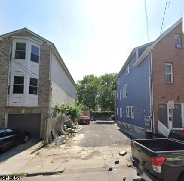 37 Lentz Ave, Newark, NJ 07105 - #3