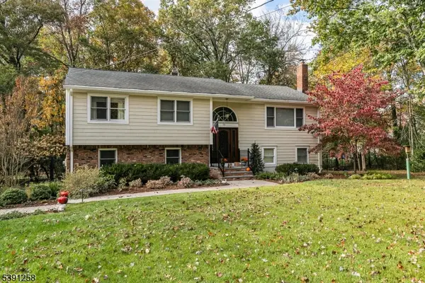 36 Debra Ln, Bernards Twp., NJ 07920