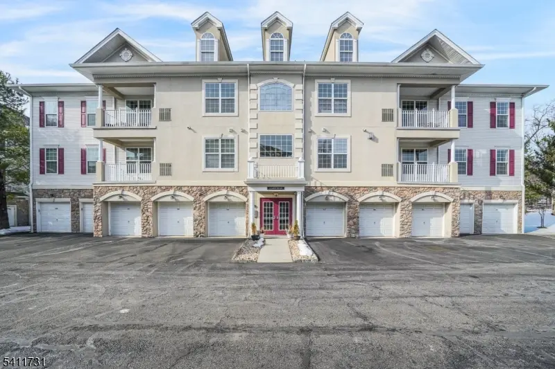 4 Cliff Rd, Unit B2, Woodland Park, NJ 07424 - #1