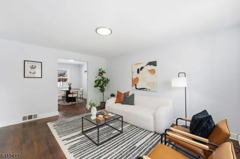 8 Edmund Pl, Irvington, NJ 07111 - #3