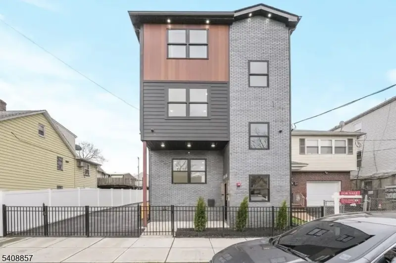 144 Magnolia, Elizabethport, NJ 07206 - #1