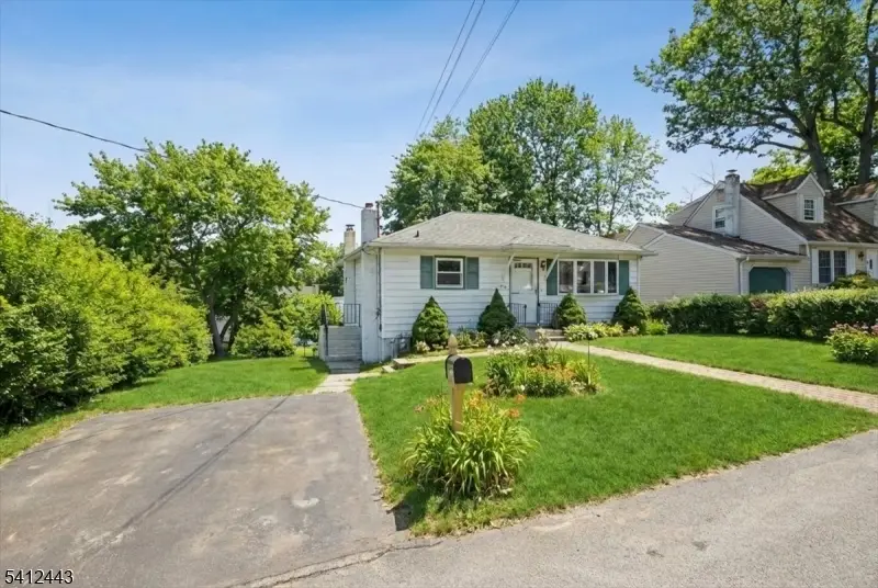 625 E Vail Rd, Landing, NJ 07850 - #1