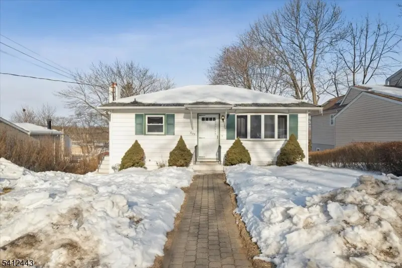 625 E Vail Rd, Landing, NJ 07850 - #2