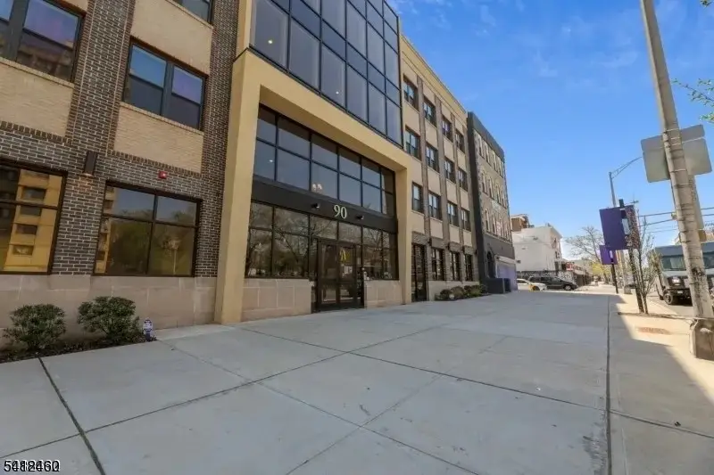 90 Clinton Ave #206, Newark, NJ 07114 - #2