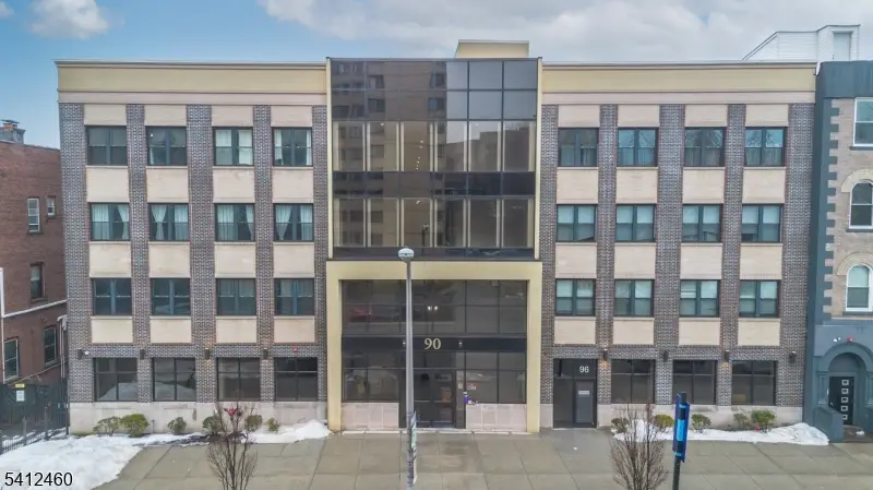 90 Clinton Ave #206, Newark, NJ 07114 - #3