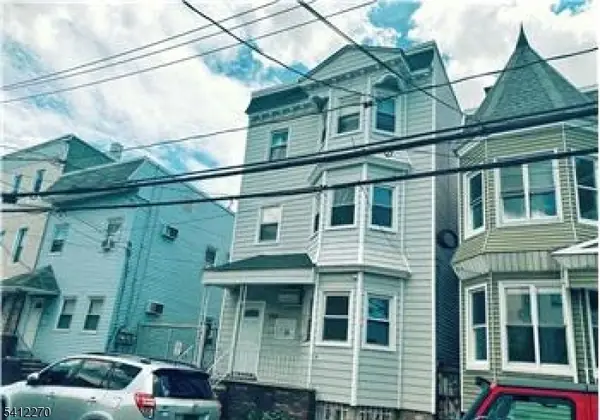 360 New St, Newark City, NJ 07103