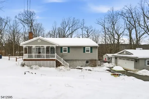 17 Acorn Dr, Vernon Twp., NJ 07422