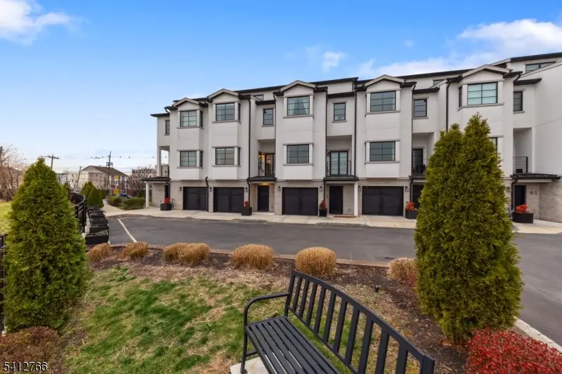 2 Harbor Front Plz, Elizabethport, NJ 07206 - #3