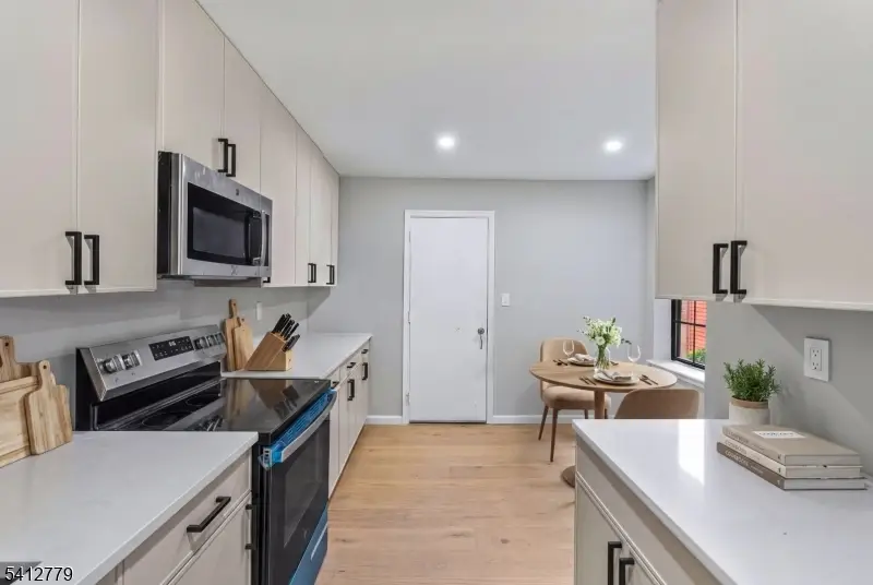 59 Bayberry Dr, Franklin, NJ 08873 - #2