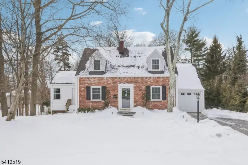 19 Linwood Ave, Midland Park, NJ 07432 - #1