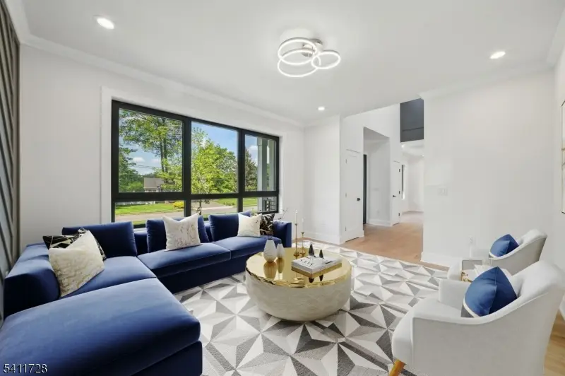 5 Foxcroft Drive, Livingston, NJ 07039 - #3