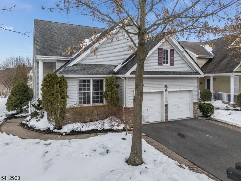 12 Republic Row, Franklin, NJ 08873 - #2