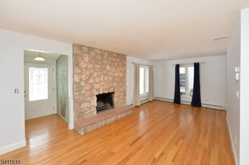 14 Little Ln, Lower Berkshire Valley, NJ 07885 - #2